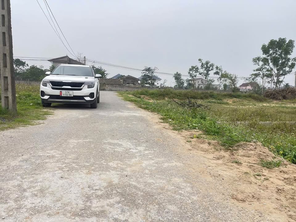 Đất nền Xóm 7 - Nghi Phong, TP Vinh 144m² giá 2.4 tỷ - Đường rộng thông thoáng!