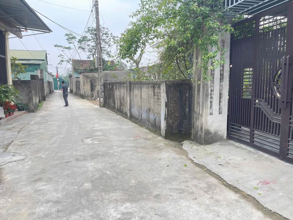 Đất nền Nghi Phong 154.5m² giá chỉ 2.4 tỷ - Hướng Đông Nam thoáng mát!