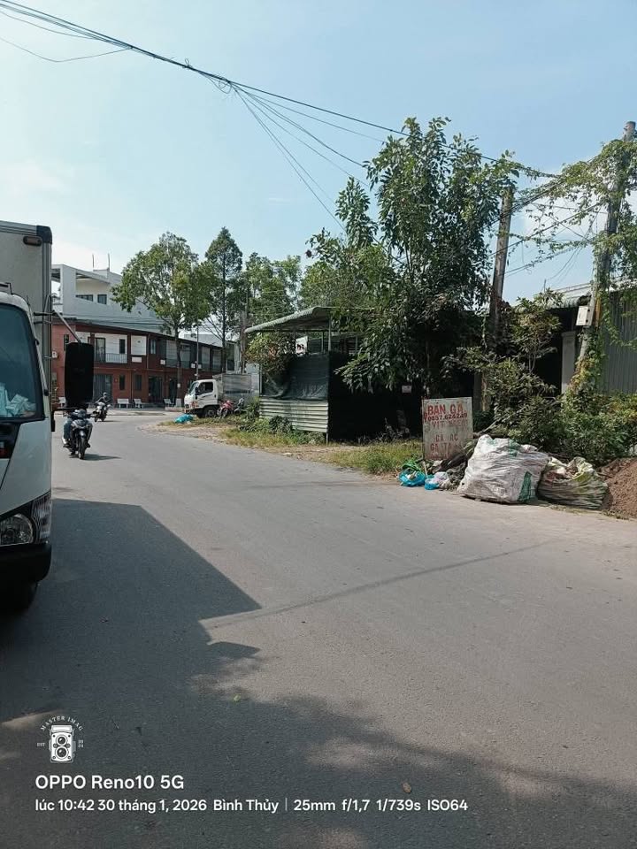 Đất nền KDC Bình Nhựt, 200m² giá 2.5 tỷ - Vị trí lý tưởng gần công viên!