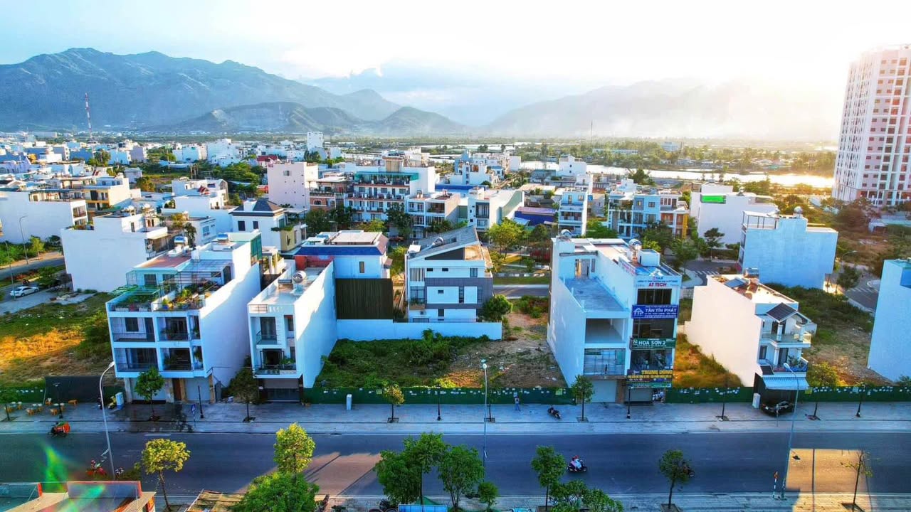 Đất VCN Phước Long 1 Nha Trang 100m² - Mặt tiền KD sầm uất