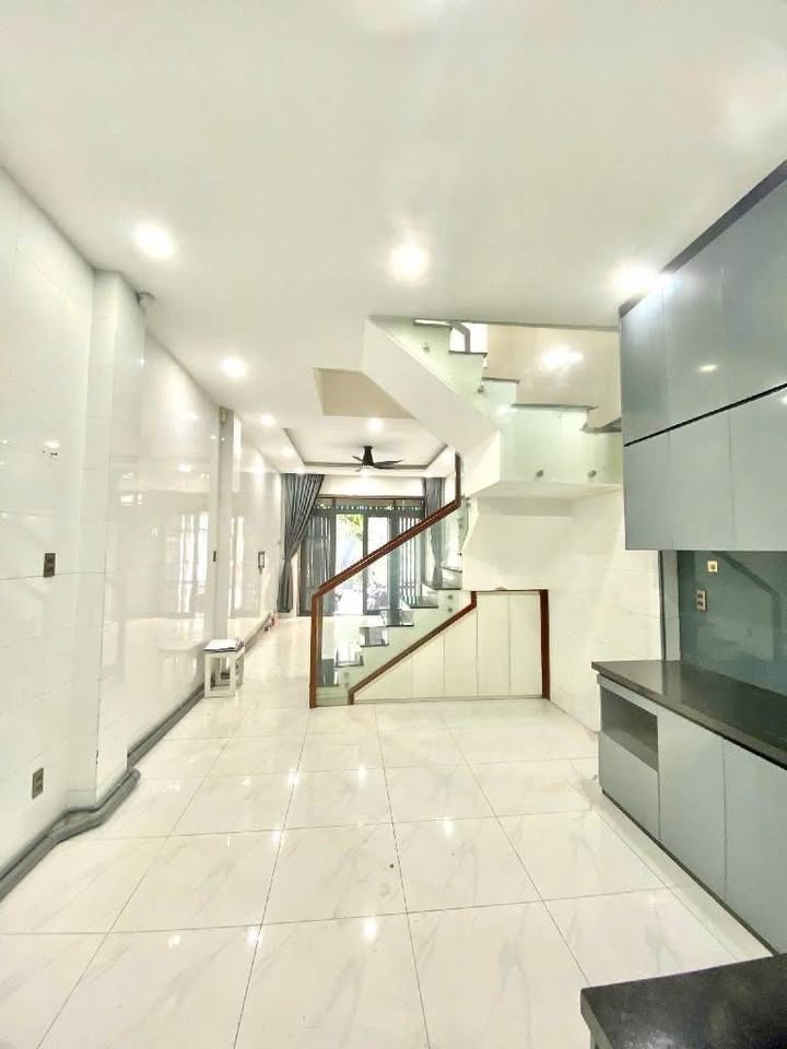 Nhà FrontHouse Tân Hương 54m² giá 10 tỷ - Đầu tư sinh lời ngay!