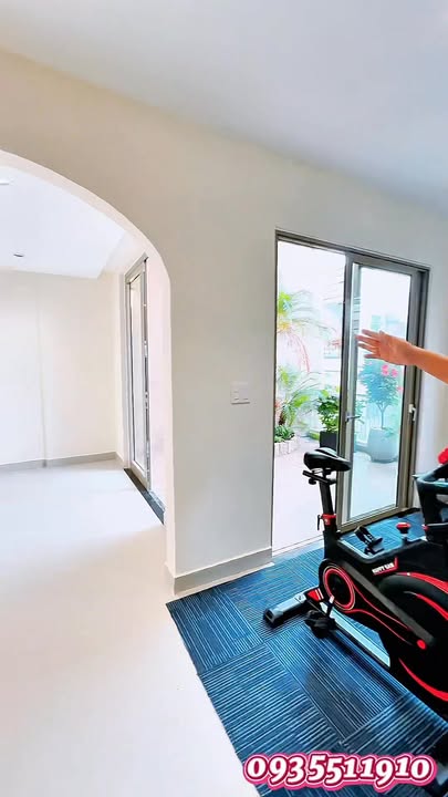 Nhà mặt tiền 5m5 Hải Châu 69m² giá 10 tỷ - Phong thủy tốt, vào ở ngay!