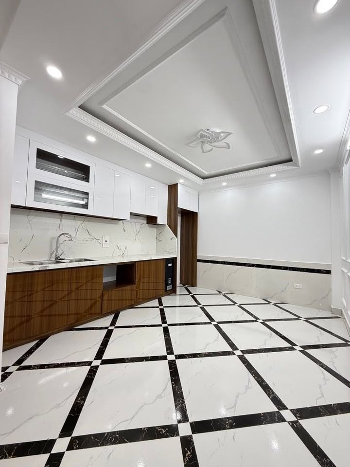 Nhà 5 tầng Vĩnh Quỳnh, Thanh Trì 45m² giá 6.457 tỷ - Lô góc gần ô tô