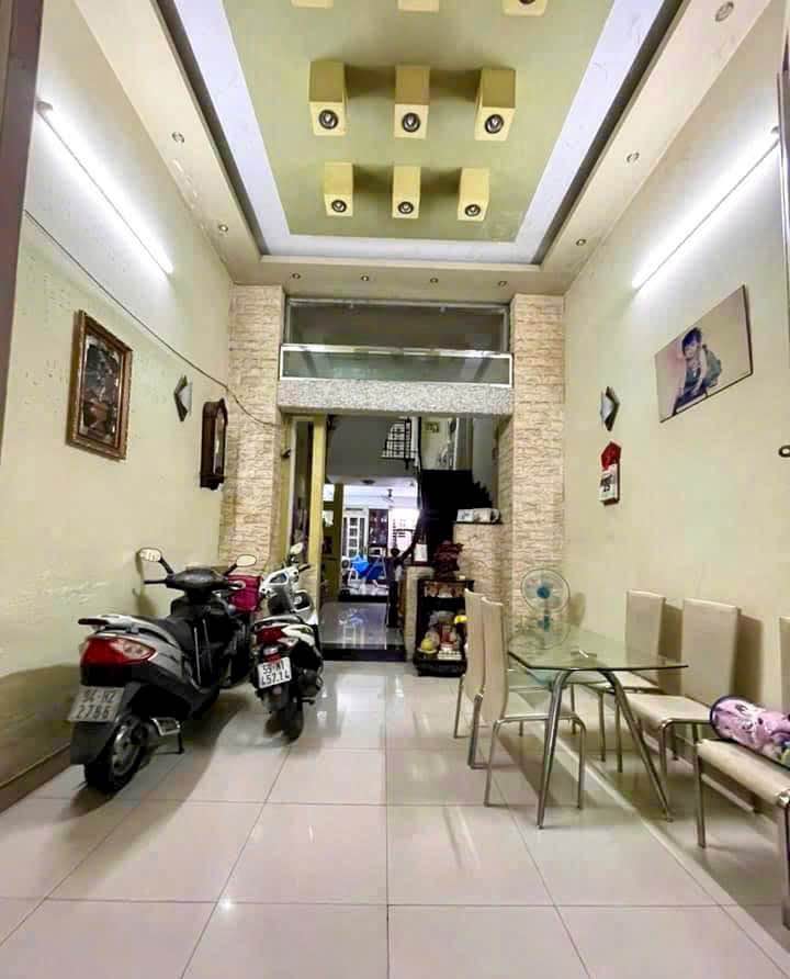 Bán nhà mặt tiền khu Tên Lửa, An Lạc, 52m² giá 7.5 tỷ - Kinh doanh thuận lợi!