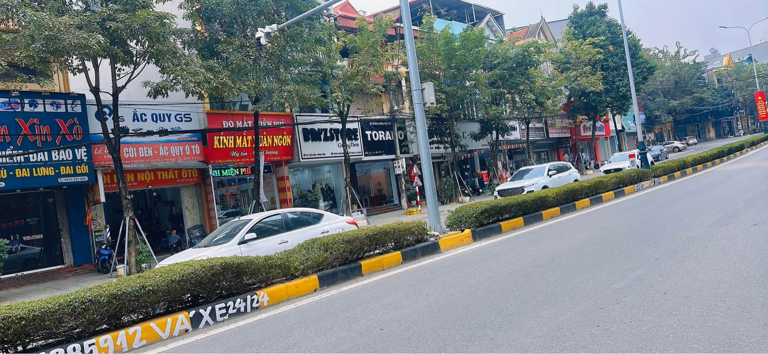 Nhà phố 4 tầng Đường Trục Mê Linh, 85.5m² giá 14 tỷ - Vị trí đắc địa kinh doanh!