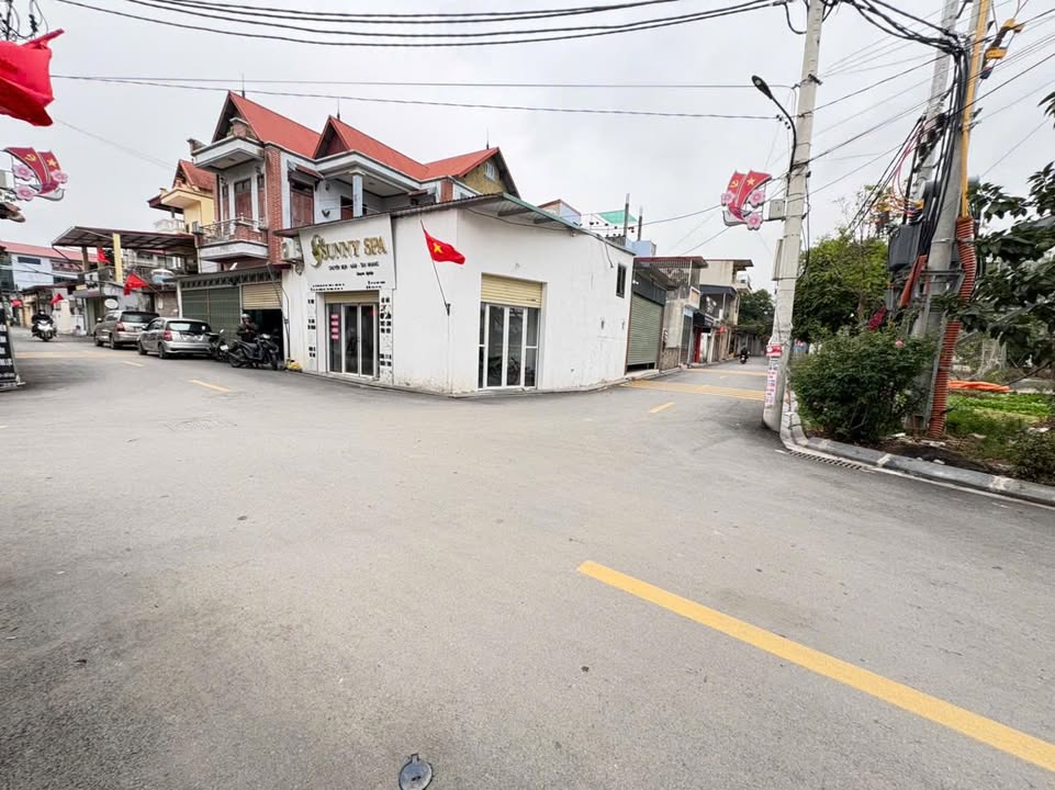 Đất nền Võng La, Đông Anh 75m² - View hồ điều hòa, ô tô thông thoáng!