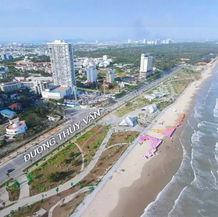 Toà nhà căn hộ mặt tiền đường chính ven biển P2 Vũng Tàu 210m² giá 28 tỷ - Đầu tư sinh lời cao!