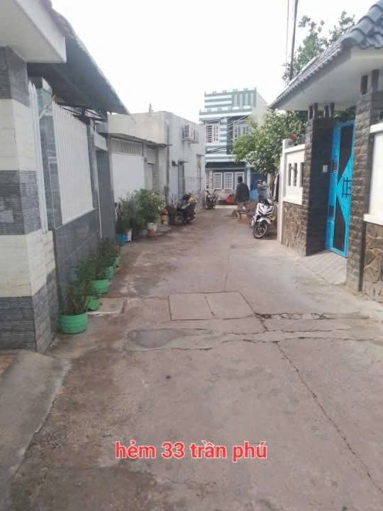 Nhà mới 1 trệt 1 gác tại Lạc Đạo, Phan Thiết - Chỉ 980 triệu!