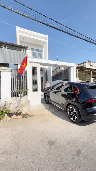 Nhà 1 trệt 1 lầu tại Phan Thiết 86m² giá 3.4 tỷ - Vị trí đắc địa gần Lê Duẩn!