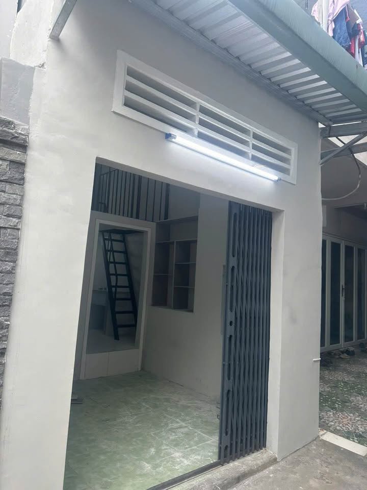 Nhà trệt lửng hẻm 125 Hoàng Văn Thụ, Ninh Kiều 20m² giá 1.28 tỷ - Chính chủ bán gấp!