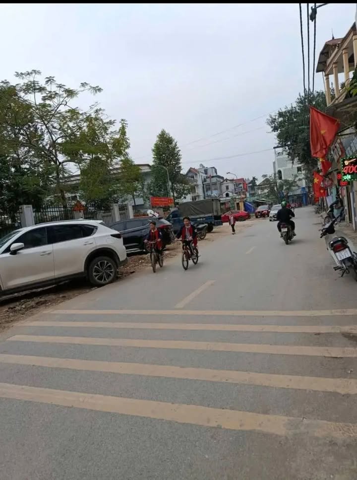 Đất Cầu Diễn 50m² giá 10.4 tỷ - Ô tô tránh, kinh doanh đắc địa!