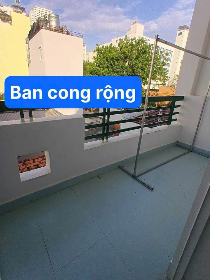 Căn Hộ Riêng Tầng Nguyễn Thiện Thuật, Nha Trang - 60m² Giá 4.9 Triệu
