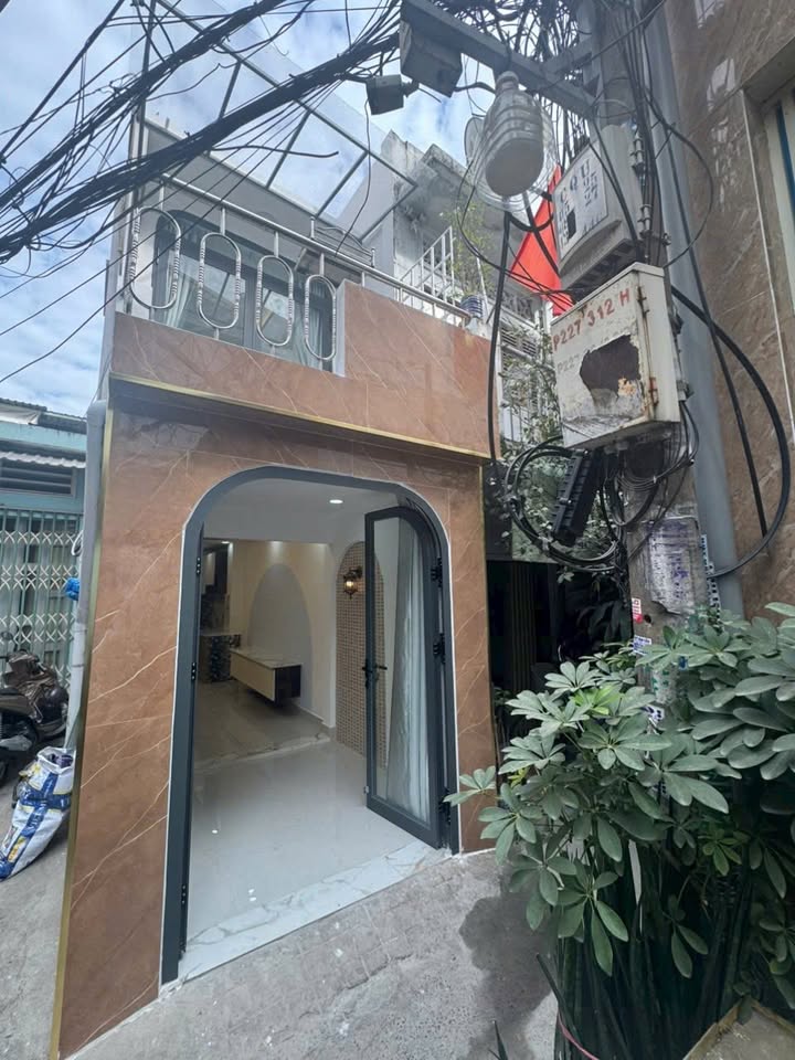 Nhà phố Tăng Bạt Hổ 31m² giá 4.25 tỷ - Nhà mới dọn vào ở ngay!