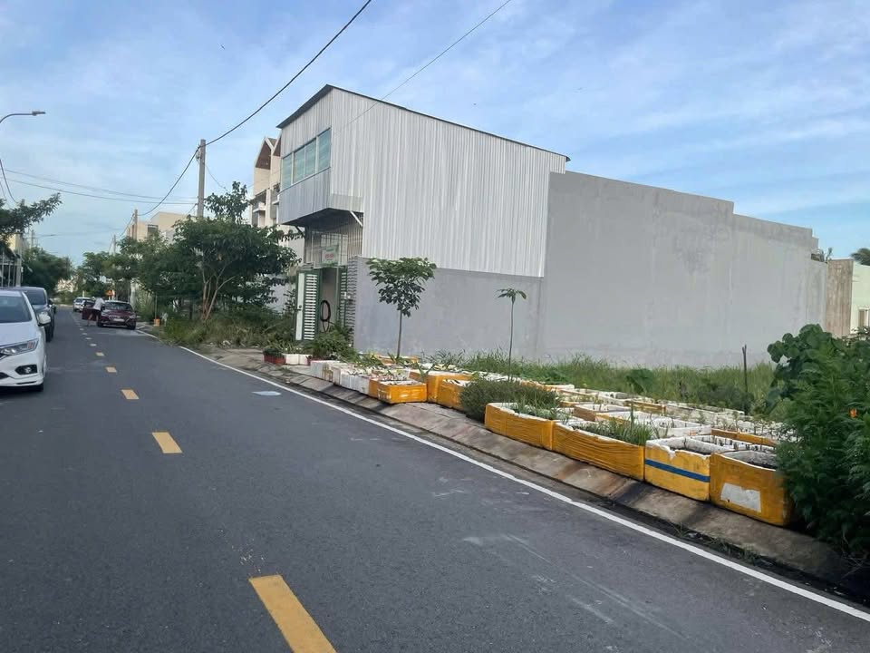 Đất nền liền kề KDC Tràng An Bạc Liêu 180m² giá 1.1 tỷ - Cơ hội đầu tư tuyệt vời!