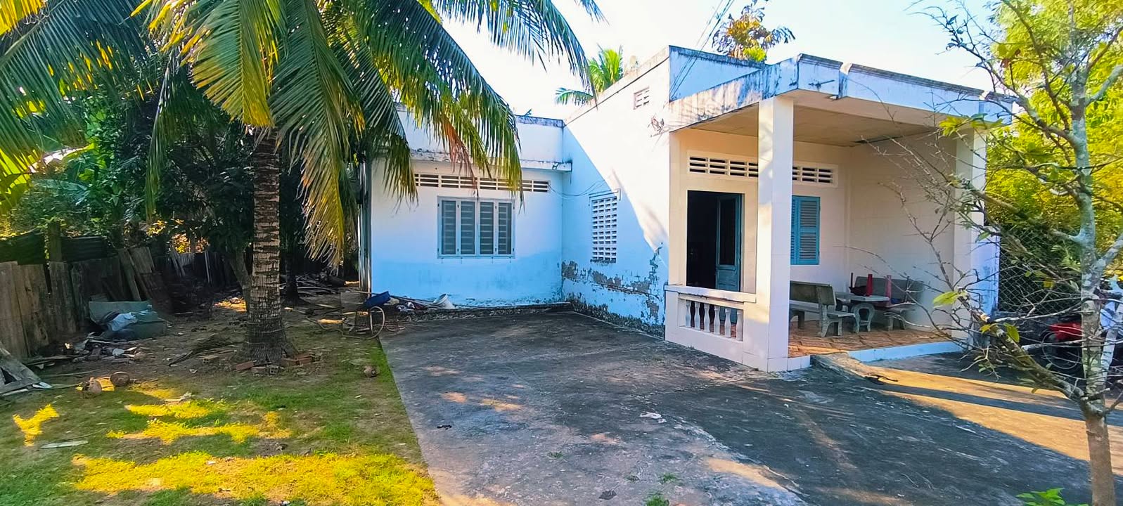 Nhà phố Phú Hưng Bến Tre 306m² giá chỉ 850 triệu - Cơ hội vàng cho người mua!