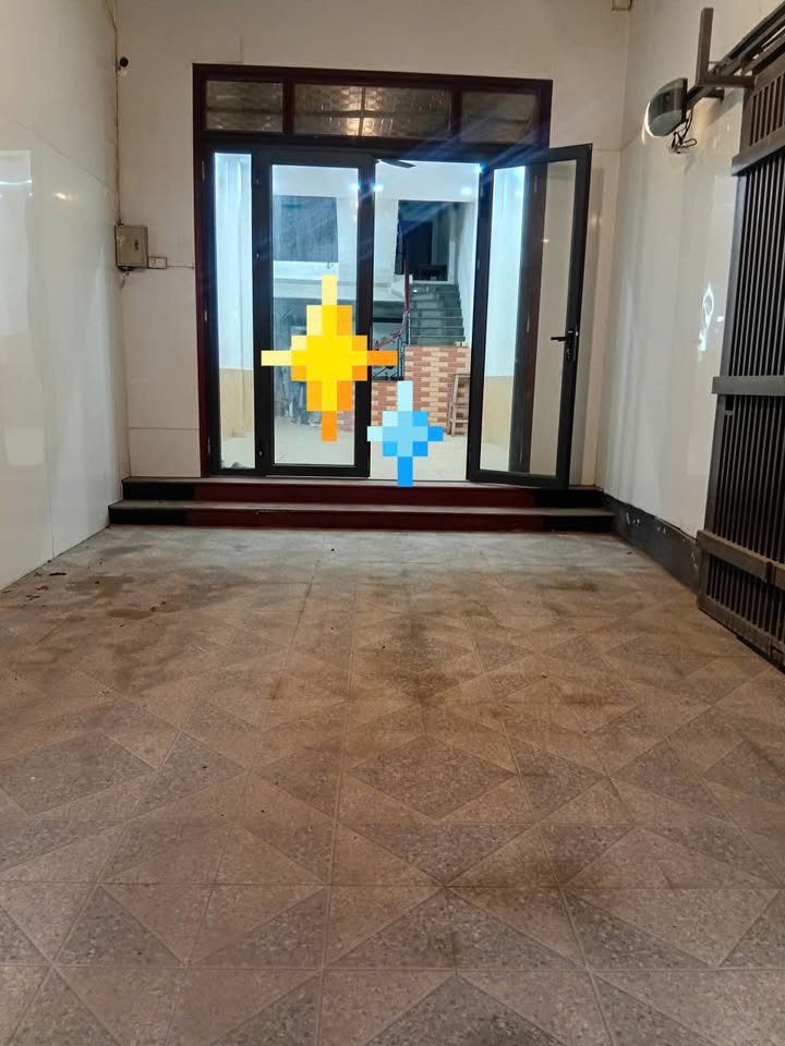 Nhà cho thuê 4 tầng mặt đường Đặng Thái Thân, 5 phòng ngủ - Sẵn sàng vào ở!