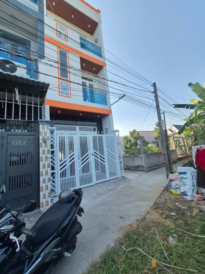 Nhà Tân Tập, Cần Giuộc - 60m², 2.25 Tỷ, Sổ Hồng Riêng, 3PN