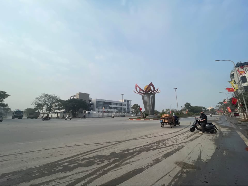 Đất nền xã Tráng Việt, huyện Mê Linh 65m² giá 4 tỷ - Đường thông ô tô tránh!