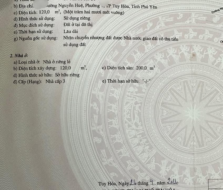 Nhà 3 mê mặt tiền Nguyễn Huệ, 120m² giá chỉ 1x tỷ - Kinh doanh đắc địa!