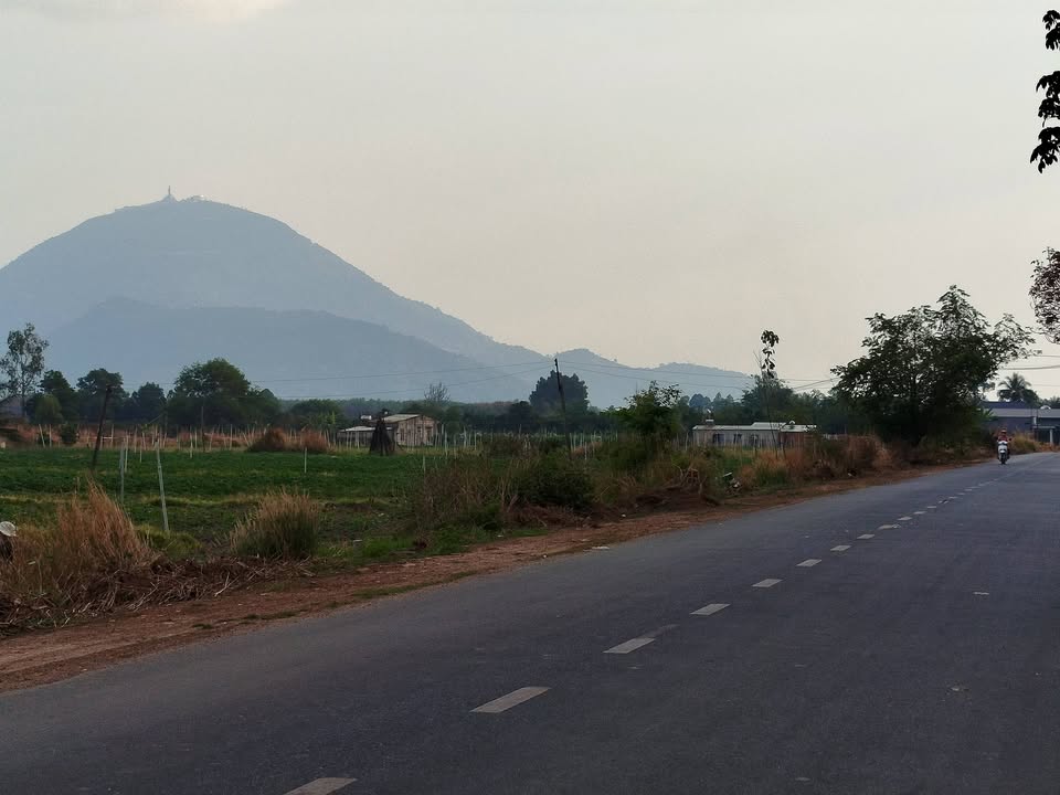 Đất nền đường ĐT 793B, Tân Hưng, Tân Châu 1037m² giá chỉ 8.75 tỷ - Cơ hội đầu tư hấp dẫn!