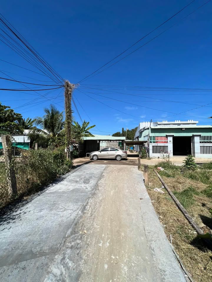 Đất thổ cư 300m² tại Xã Mương Mán, Huyện Hàm Thuận Nam - Giá chỉ 1,2 tỷ!