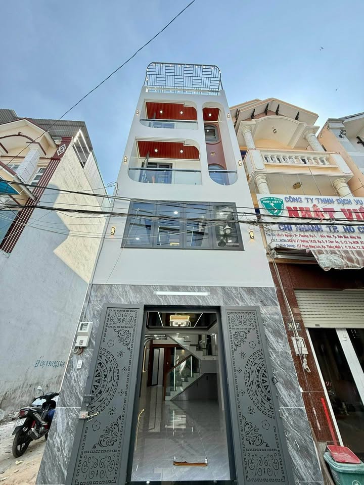 Nhà Phố 4 Tầng Hẻm 6m Đường Lê Thị Riêng 60m² giá 7.68 tỷ - Nhà mới, đầy đủ nội thất!