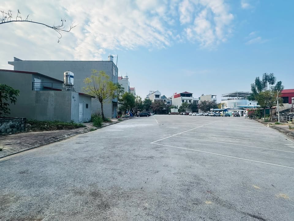 Đất nền mặt đường Bà Triệu, Huyện Hữu Lũng, 100m² giá 4.999 tỷ - Thanh khoản gấp!