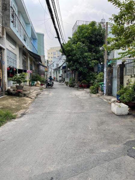 Đất nền Trường Thọ 184,6m² giá 9 tỷ - Sổ đỏ chính chủ, gần Metro!