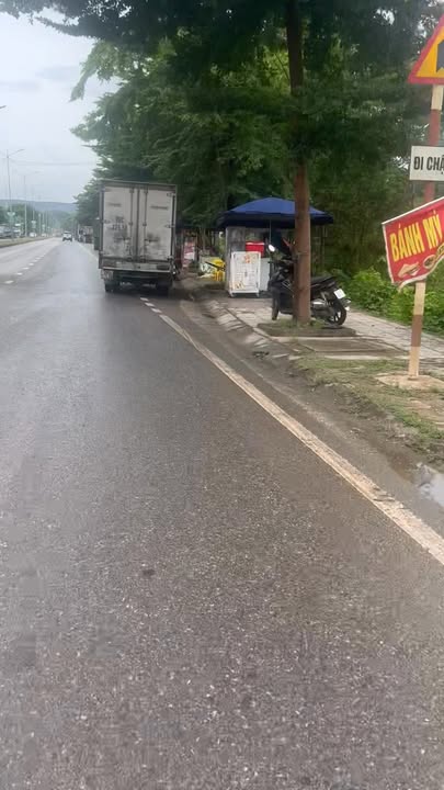 Nhà cấp 4 cho thuê tại Đường tròn Tân Long 180m² - Kinh doanh thuận lợi!