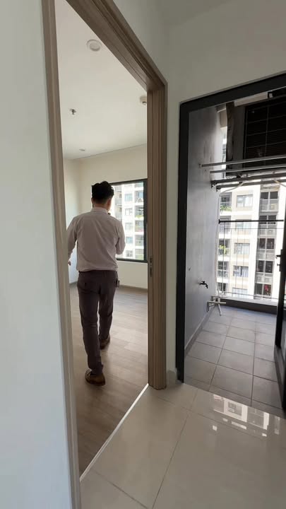 Bán Gấp Căn Hộ Vinhomes Grand Park 69m² - Góc View Công Viên Cầu Vồng