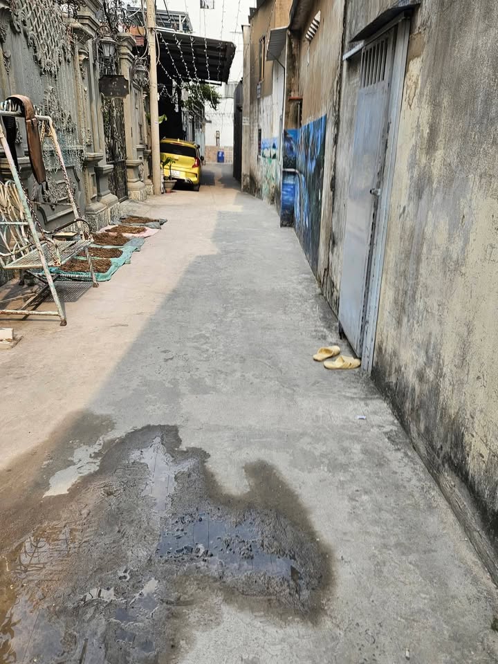 Bán nhà 1/ Tô Ký, P.Trung Mỹ Tây, Q12 - Nhà mới đẹp, sẵn sàng vào ở!