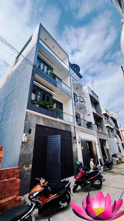 Nhà đẹp 5m x 17m, 4 tầng, Nguyễn Thị Sóc, Hóc Môn - Full nội thất cao cấp chỉ 6.7 tỷ!