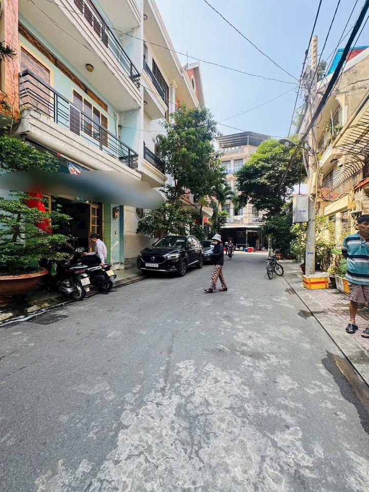 Nhà phố ETOWN Cộng Hòa, Nhất Chi Mai 60m² giá 13.5 tỷ - Hẻm VIP 8m sang trọng!