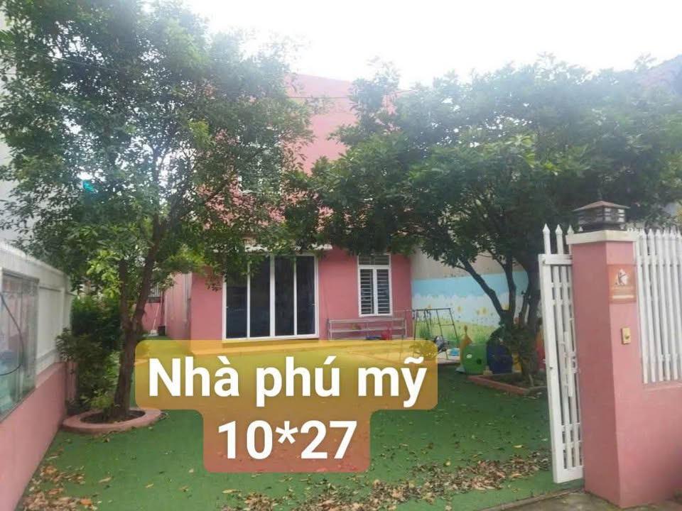Nhà lầu sân vườn Phú Mỹ 270m² giá 6.2 tỷ - Nhà mới đẹp, đầy đủ nội thất!
