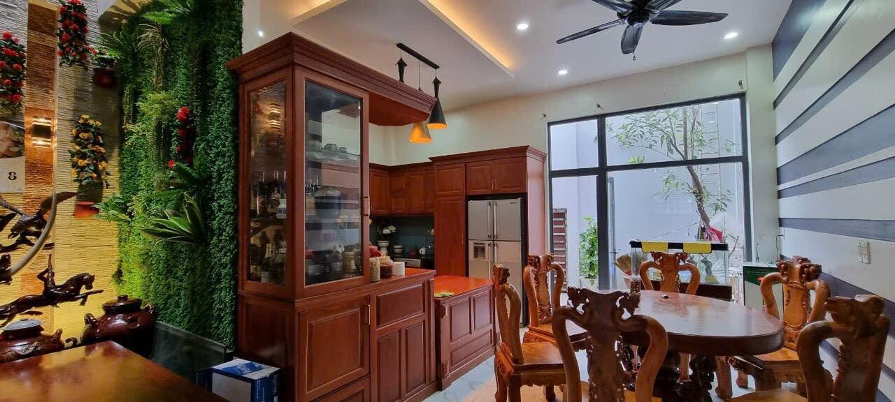 Nhà phố 4 tầng Đường 4, Hiệp Bình Phước 100m² giá 10 tỷ - Full nội thất cao cấp!