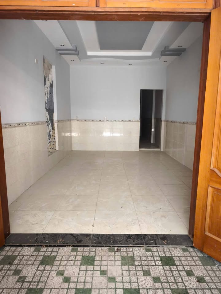 Nhà cấp 4 Hiệp Thành, Quận 12, 88m² giá 4.95 tỷ - Ô tô vào nhà!