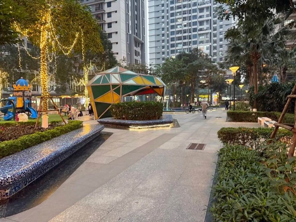 Căn hộ Goldmark City S1 Bắc Từ Liêm 113.1m² giá 10.5 tỷ - Full nội thất xịn!