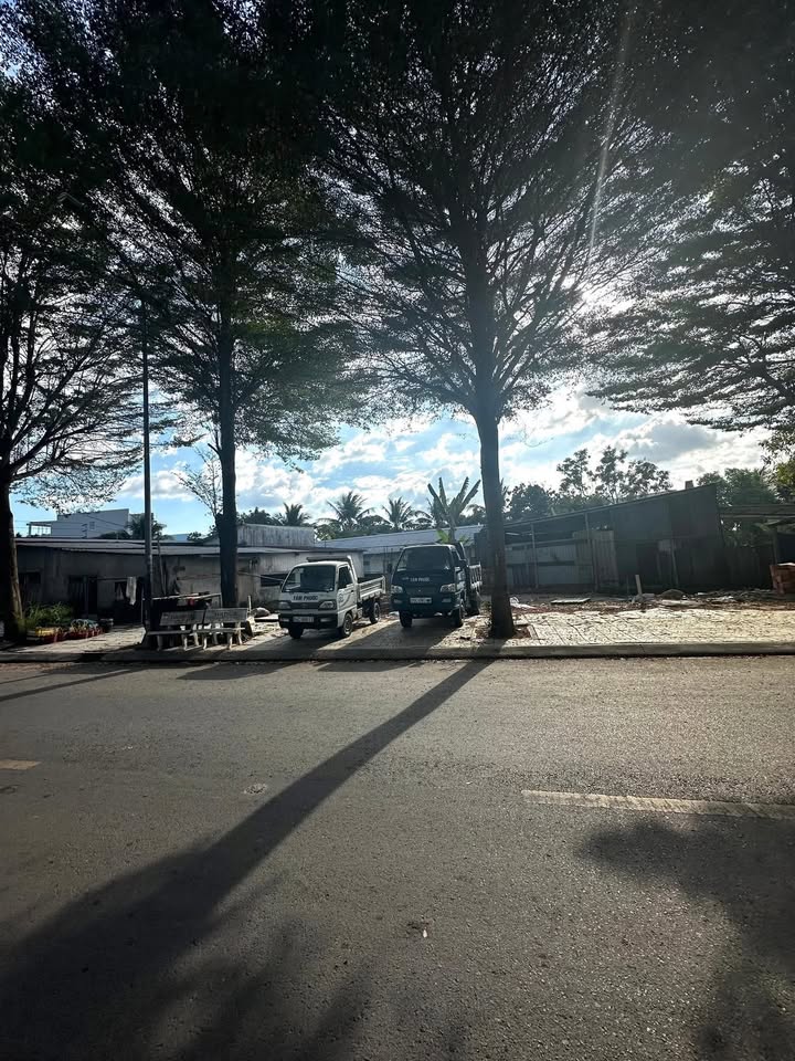 Bán đất nền mặt tiền đường Xuân Hồng, 45m² giá 2.49 tỷ - Đầu tư sinh lời ngay!