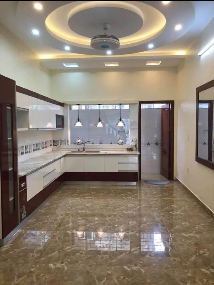 Cho thuê nhà mặt đường nhánh Lạch Tray, Hải Phòng - 85m² x 3.5 tầng, 4PN, KD tốt