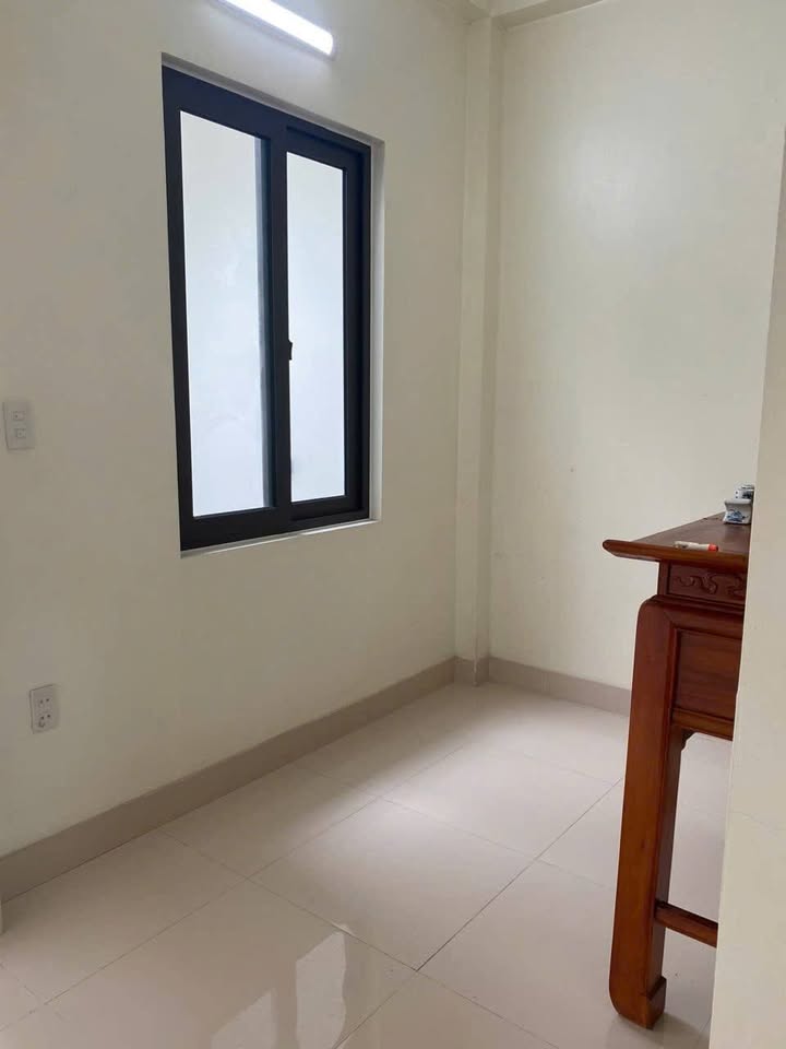 Nhà 2 tầng Phường Bắc Sơn, Quận Kiến An 75m² giá 1.7 tỷ - Thiết kế hợp lý, vào ở ngay!
