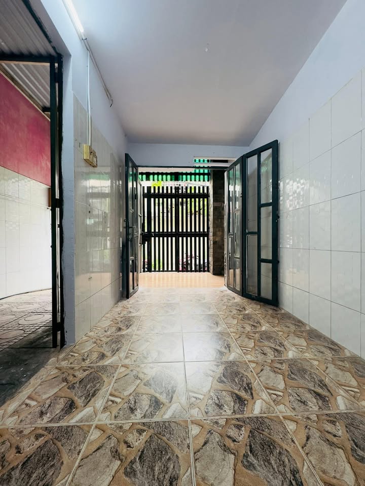 Cho thuê kiốt Nguyễn Văn Huyên, Tân Phú 16m² - Phù hợp kinh doanh đa dạng!