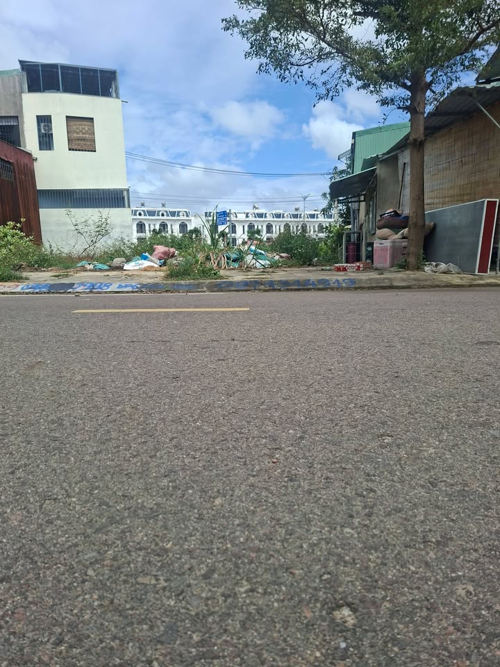 Đất nền Đê Đông Quy Nhơn 84m² giá 2.9 tỷ - Thương lượng ngay!