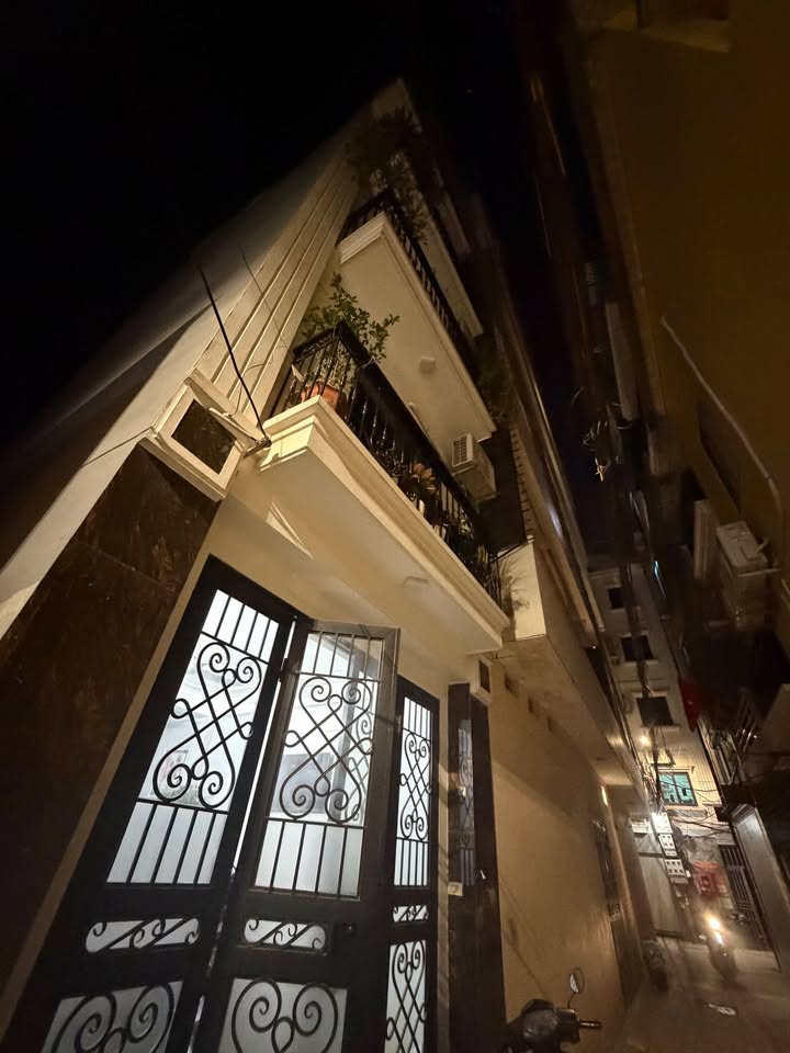 Nhà 5 tầng Vân Canh 32m² giá 8 tỷ - Ô tô vào tận ngõ