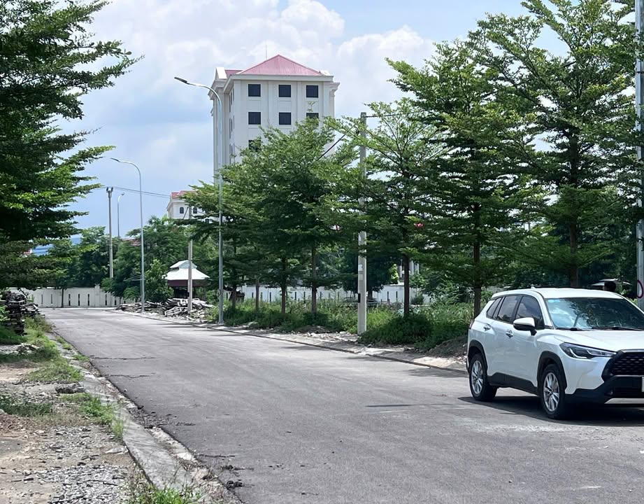 Đất nền khu trung tâm hành chính xã Gia Viễn, Ninh Bình 120m² giá 1.4 tỷ - Đầu tư sinh lời ngay!