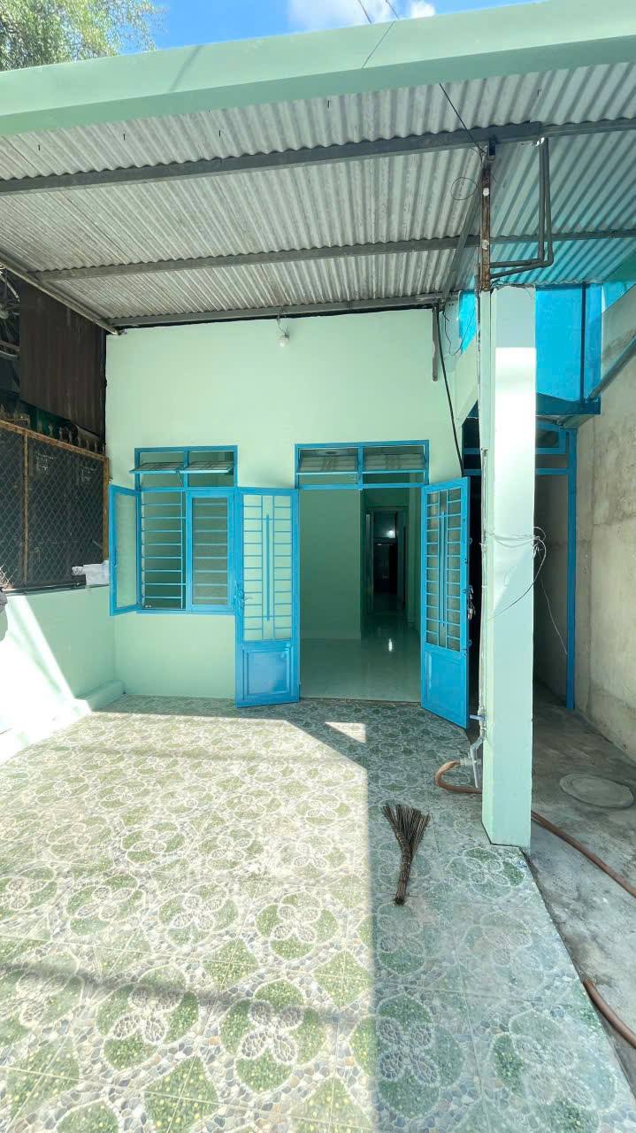 Cho thuê nhà Lộc Lâm, Biên Hòa - 3.5 triệu/tháng, sân xe hơi, sẵn ở ngay