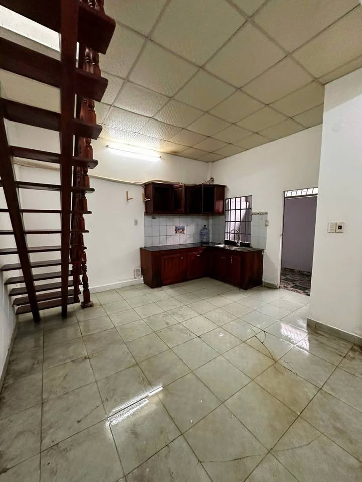 Nhà Bà Điểm Hóc Môn 91m² giá 4.1 tỷ - Cơ hội đầu tư tốt!