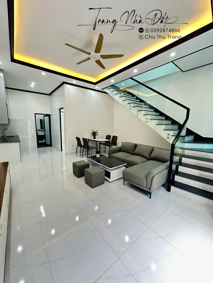 Nhà 2 tầng mới xây tại ngõ 208 Văn Vỉ 55m² giá 1.55 tỷ - Ô tô vào tận nhà!