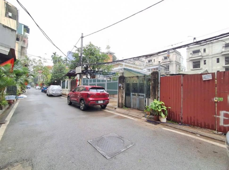 Đất phân lô A38 Tư Đình 250m² giá 50 tỷ - Tiềm năng tăng giá mạnh mẽ!