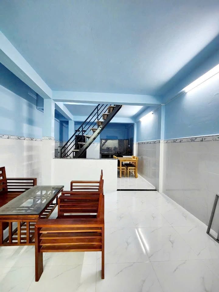 Nhà 2 tầng 41.4m² tại Phước Long, Nha Trang - Sổ hồng chính chủ, giá chỉ 2.55 tỷ!