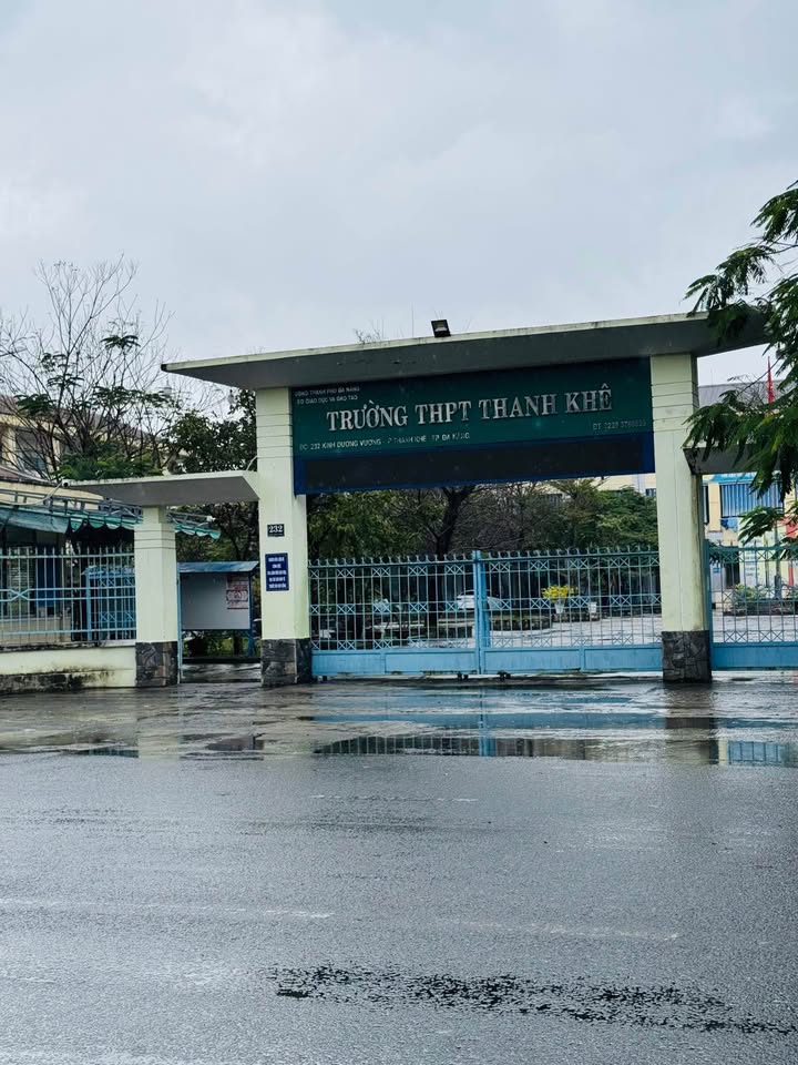 Nhà 4 tầng mặt tiền đường Nguyễn Tất Thành, Đà Nẵng 76,5m² - Vị trí đắc địa giữa lòng Thanh Khê!